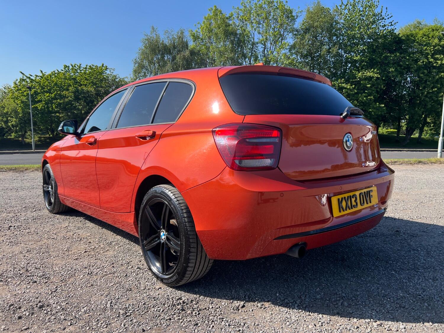 BMW 1 SERIES