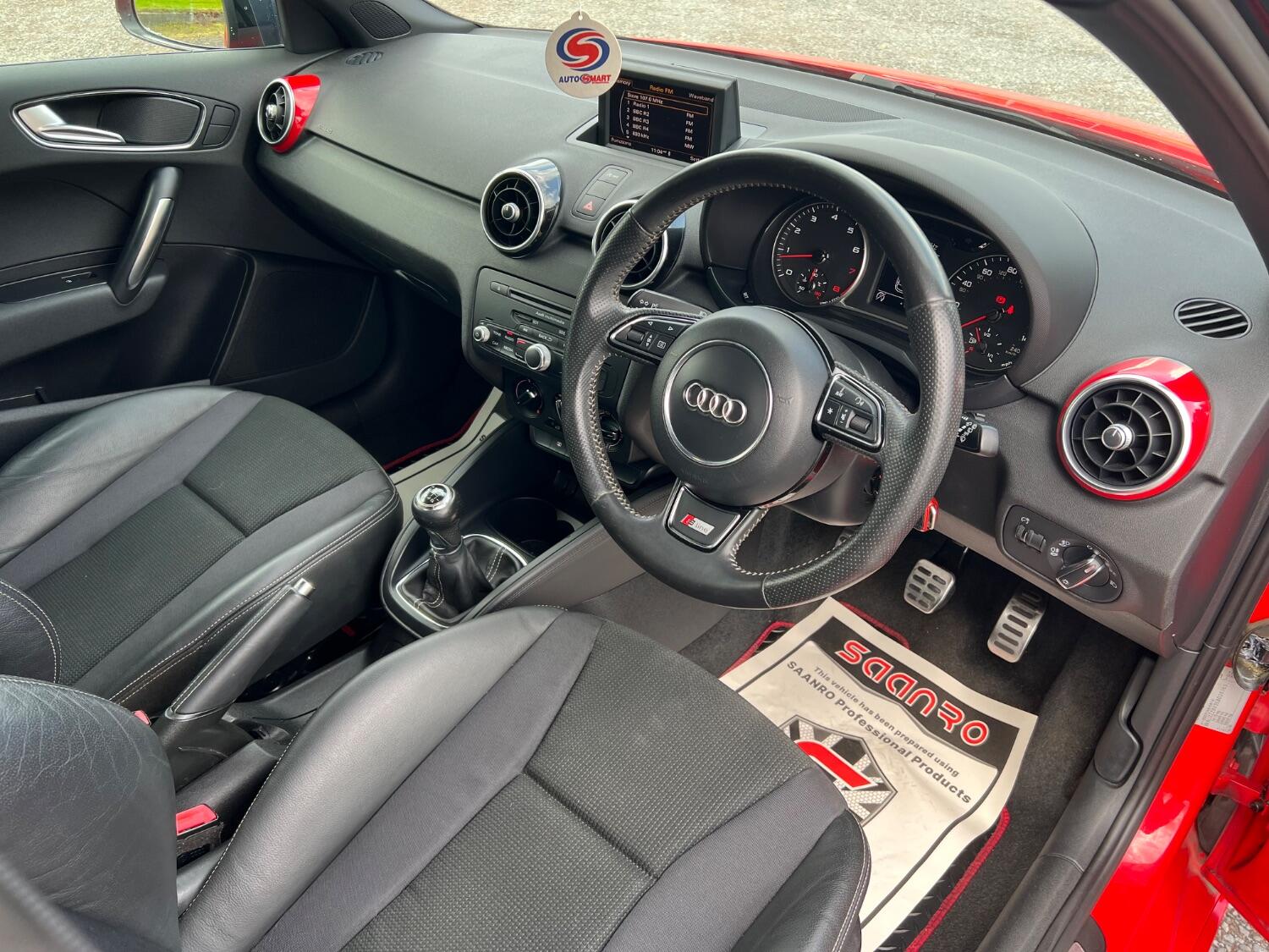  AUDI A1