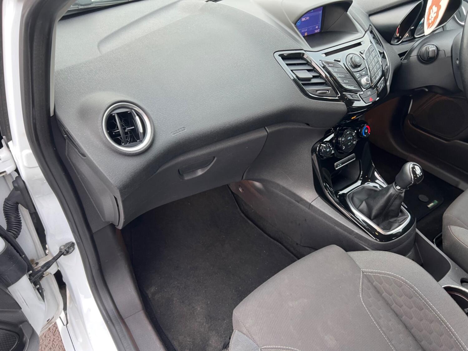  FORD FIESTA