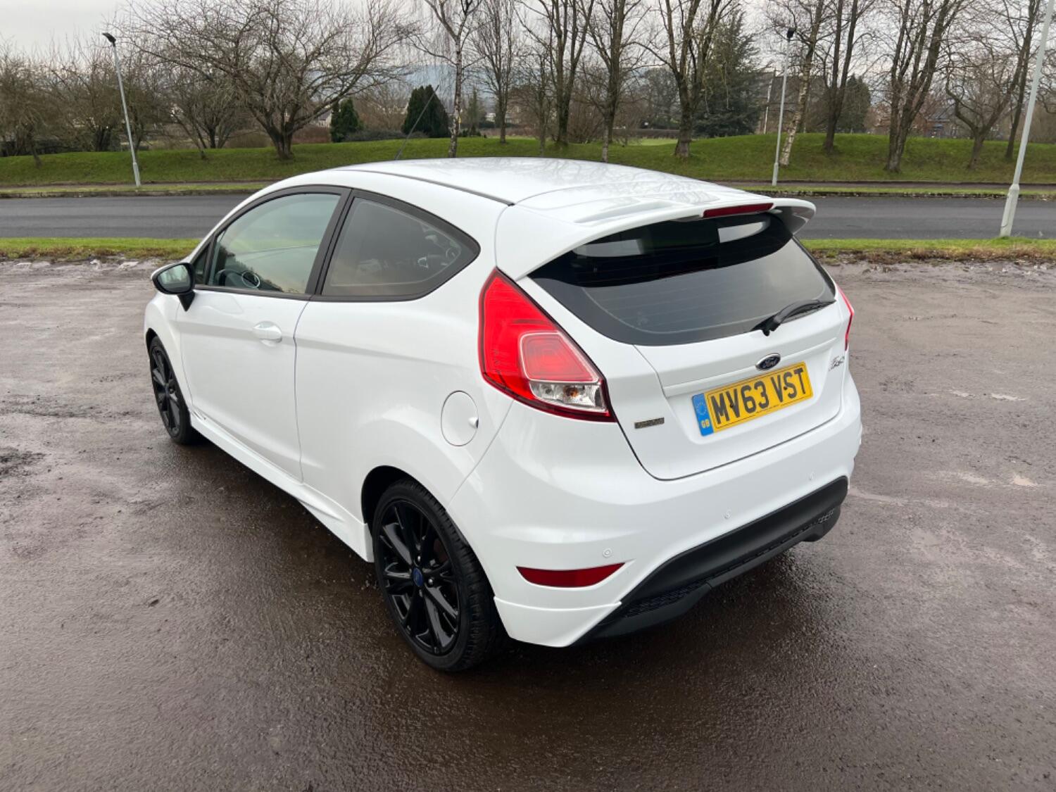 FORD FIESTA