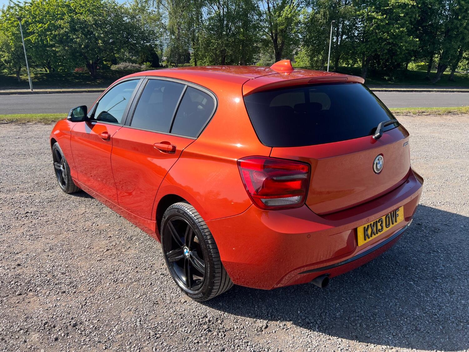  BMW 1 SERIES