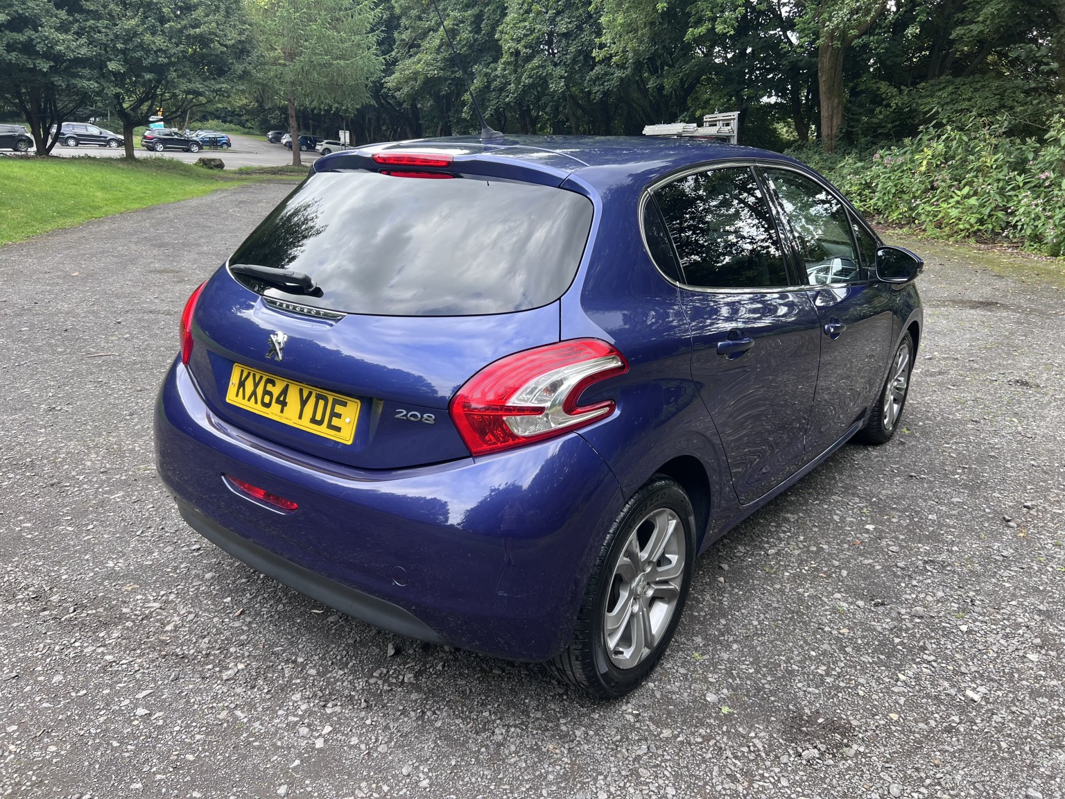  PEUGEOT 208