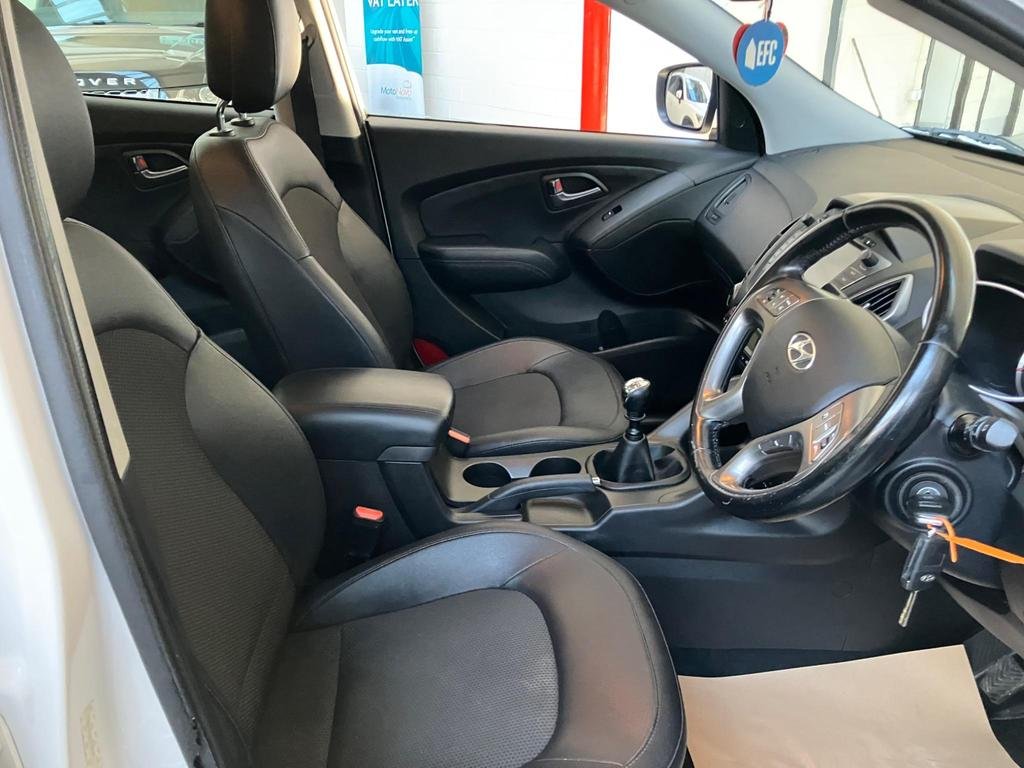  HYUNDAI IX35