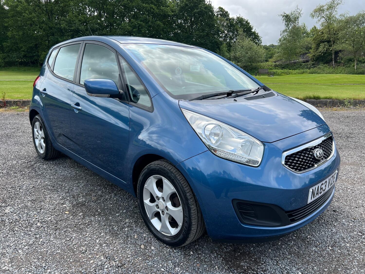  KIA VENGA