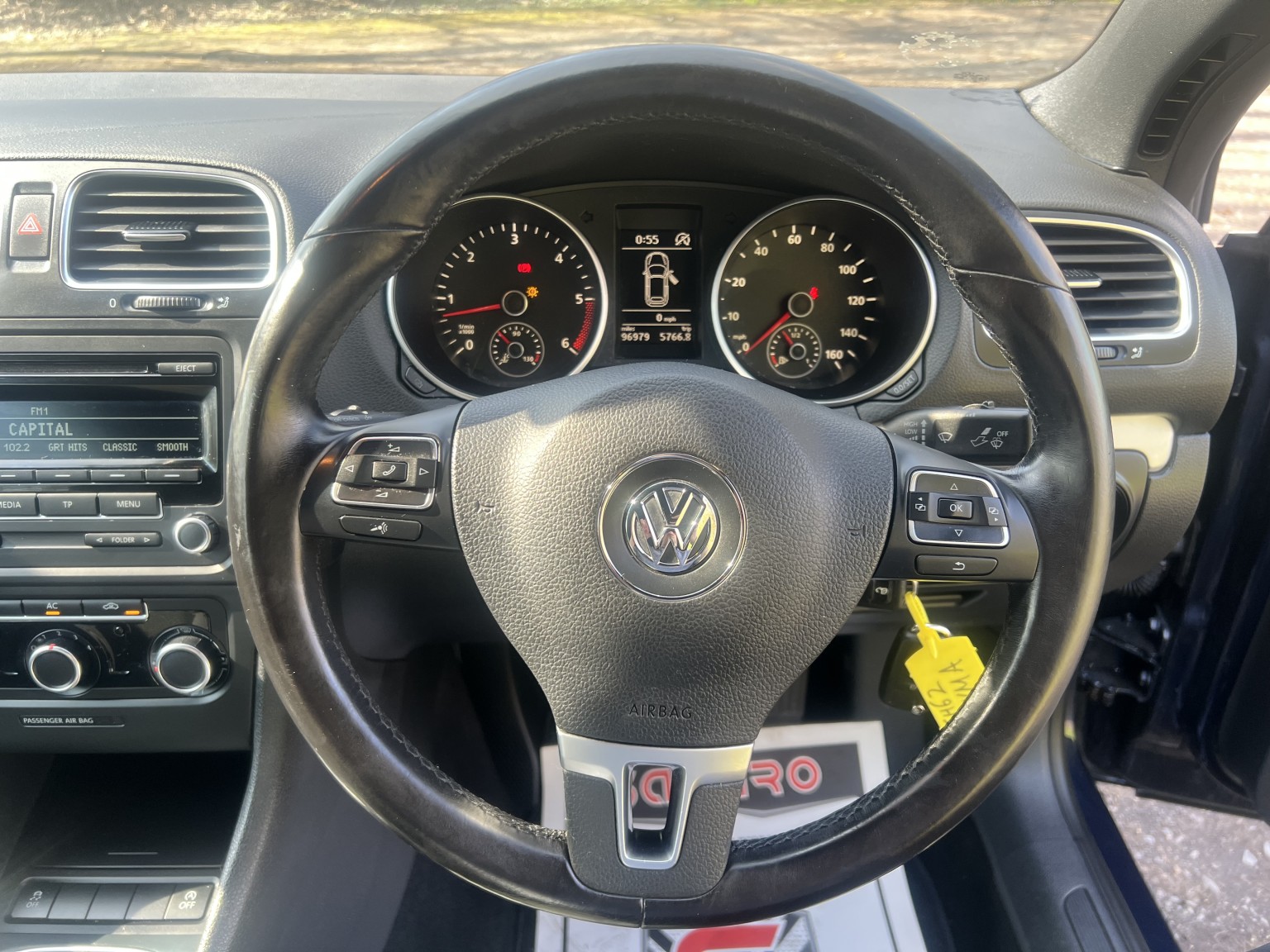  VOLKSWAGEN GOLF