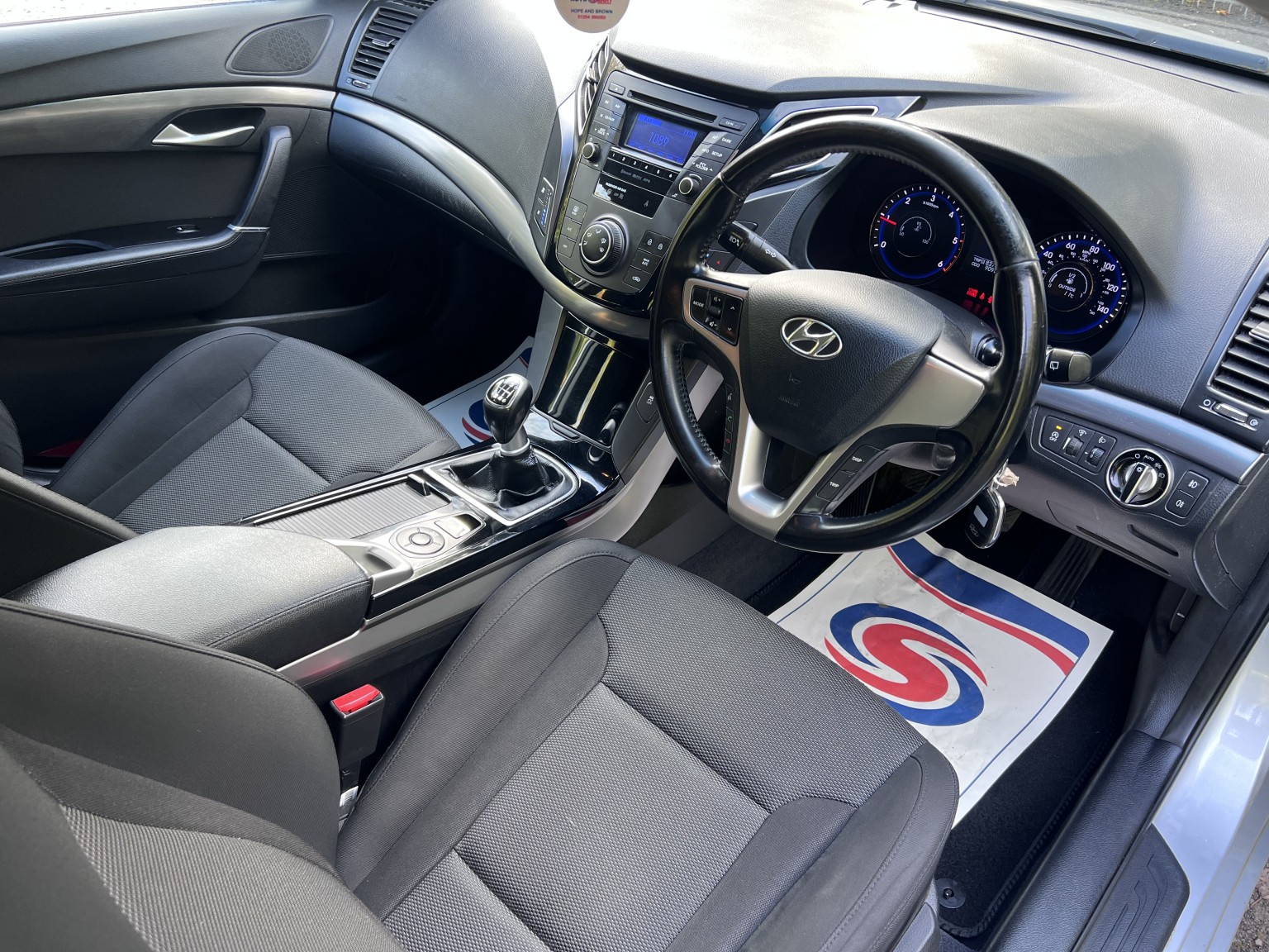  HYUNDAI I40