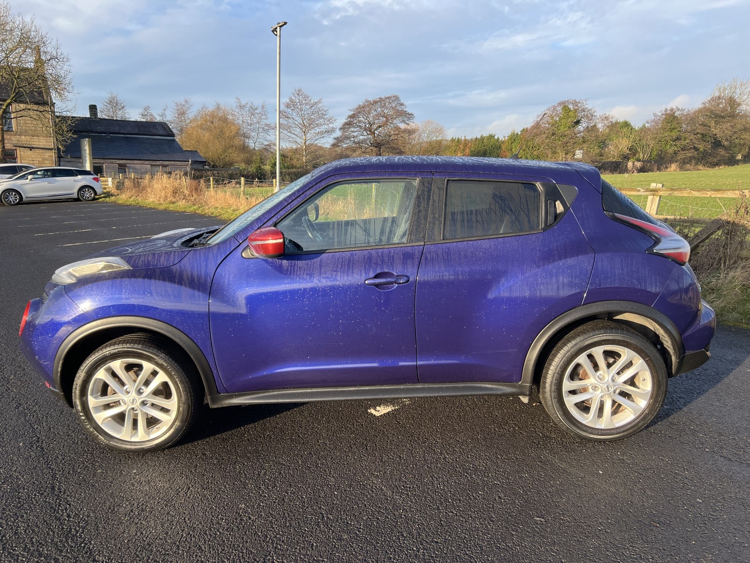  NISSAN JUKE