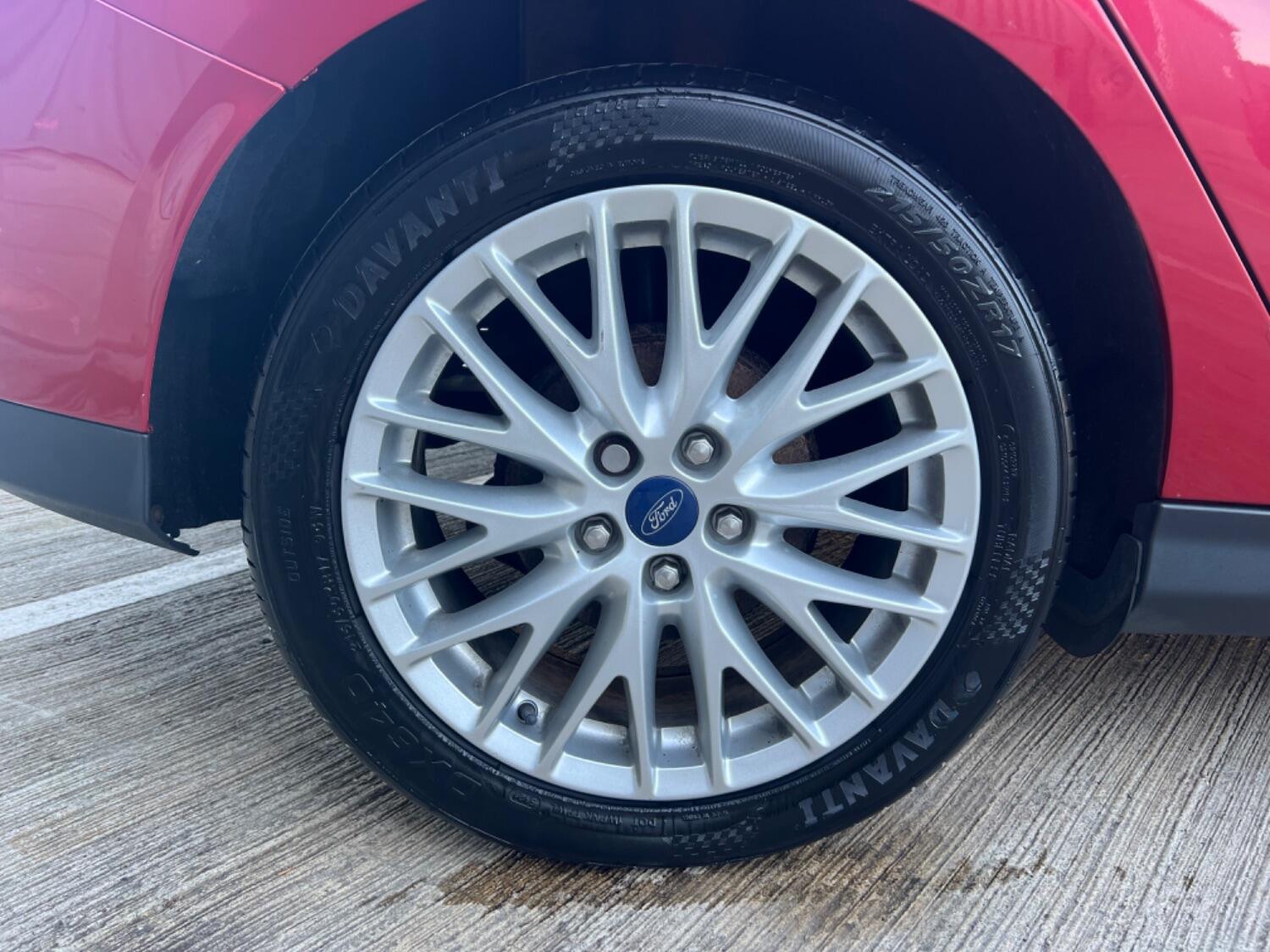  FORD FOCUS