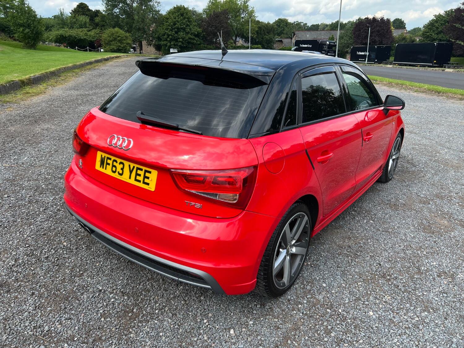  AUDI A1