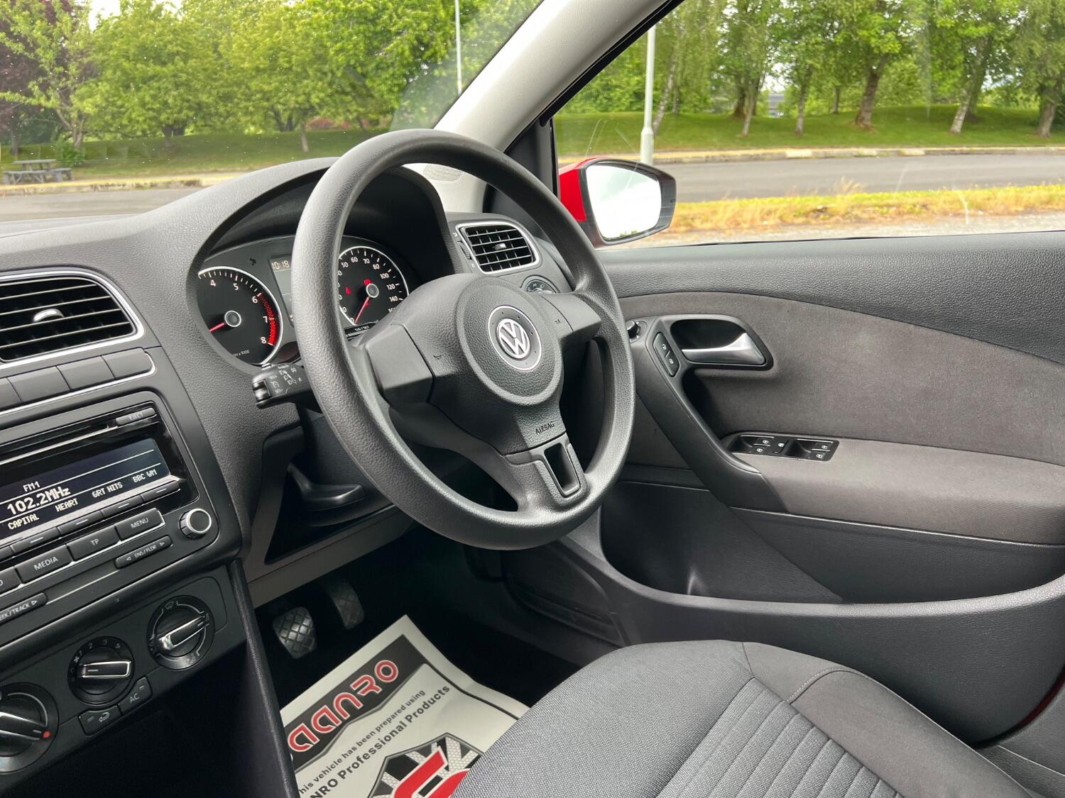  VOLKSWAGEN POLO