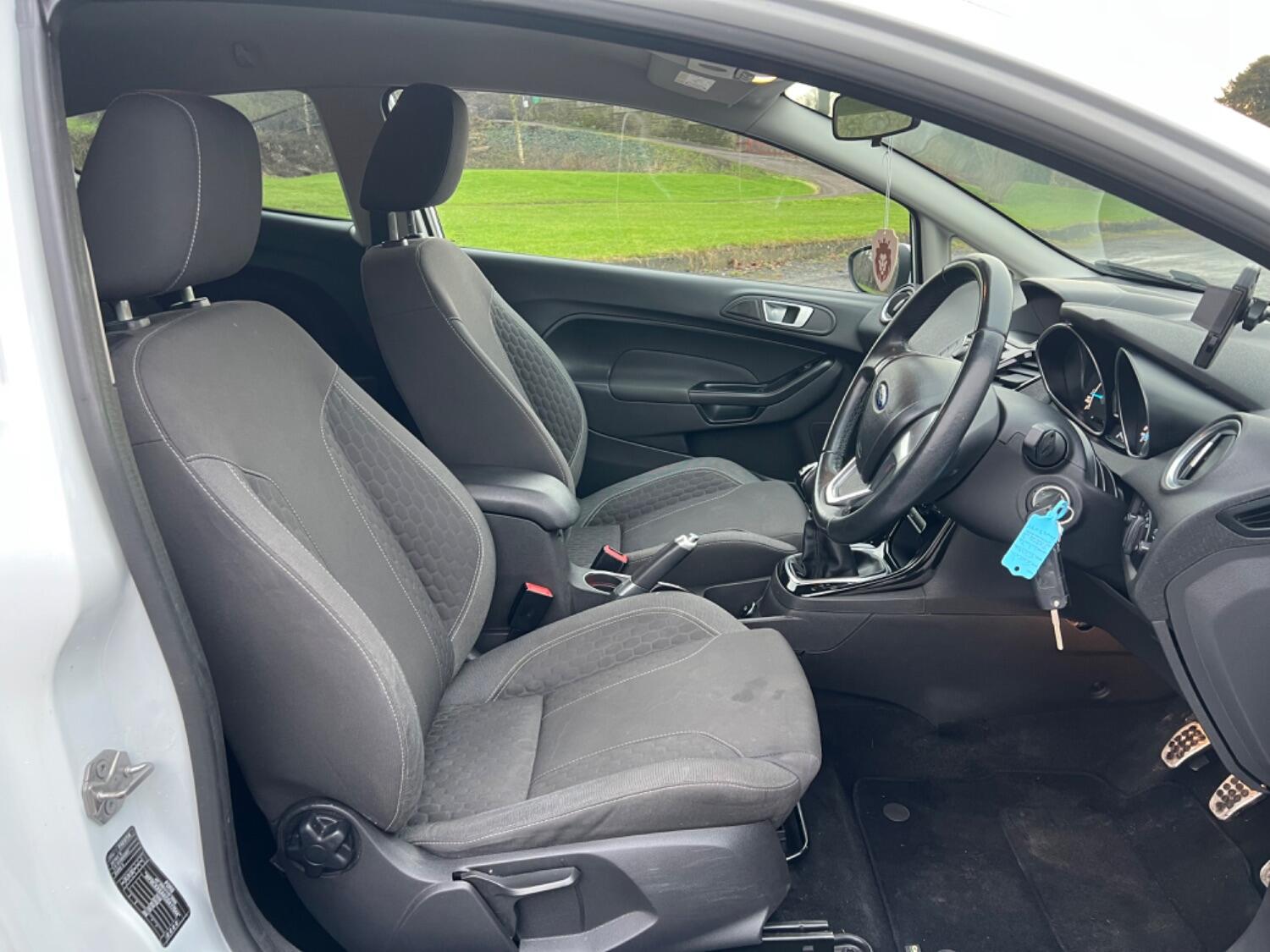  FORD FIESTA