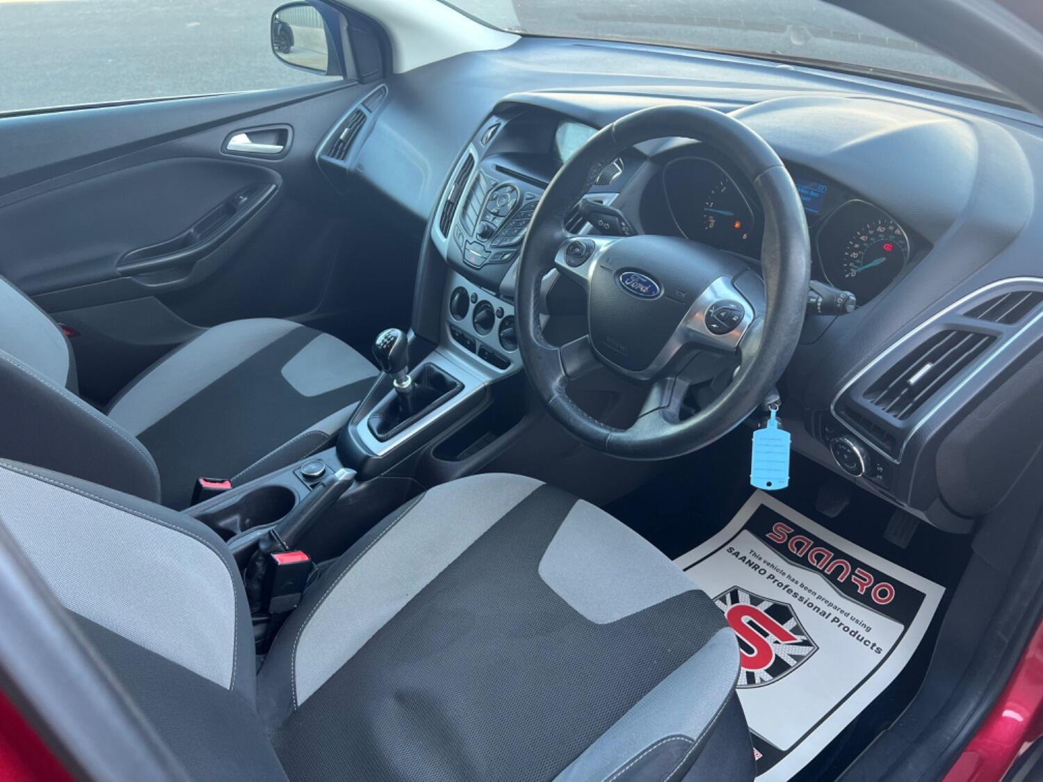  FORD FOCUS
