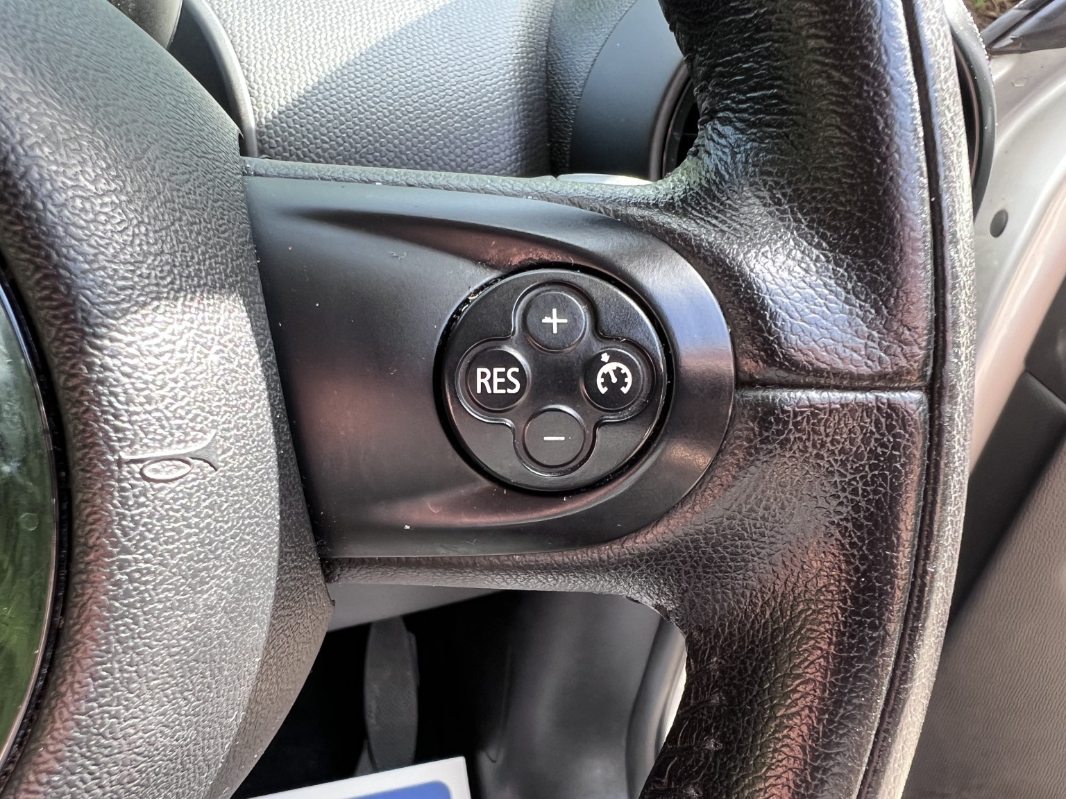  MINI PACEMAN