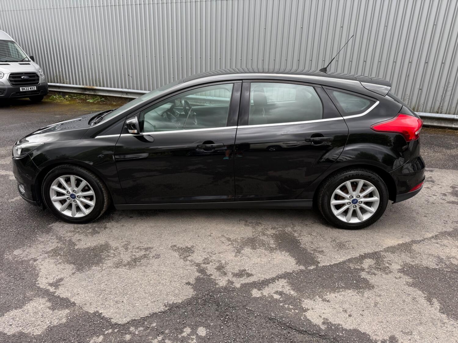  FORD FOCUS