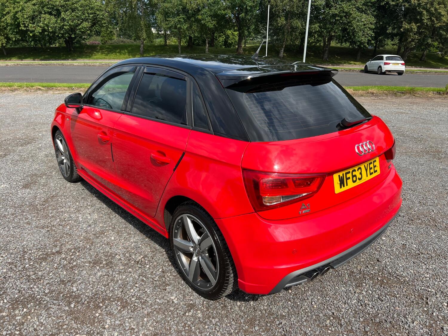  AUDI A1