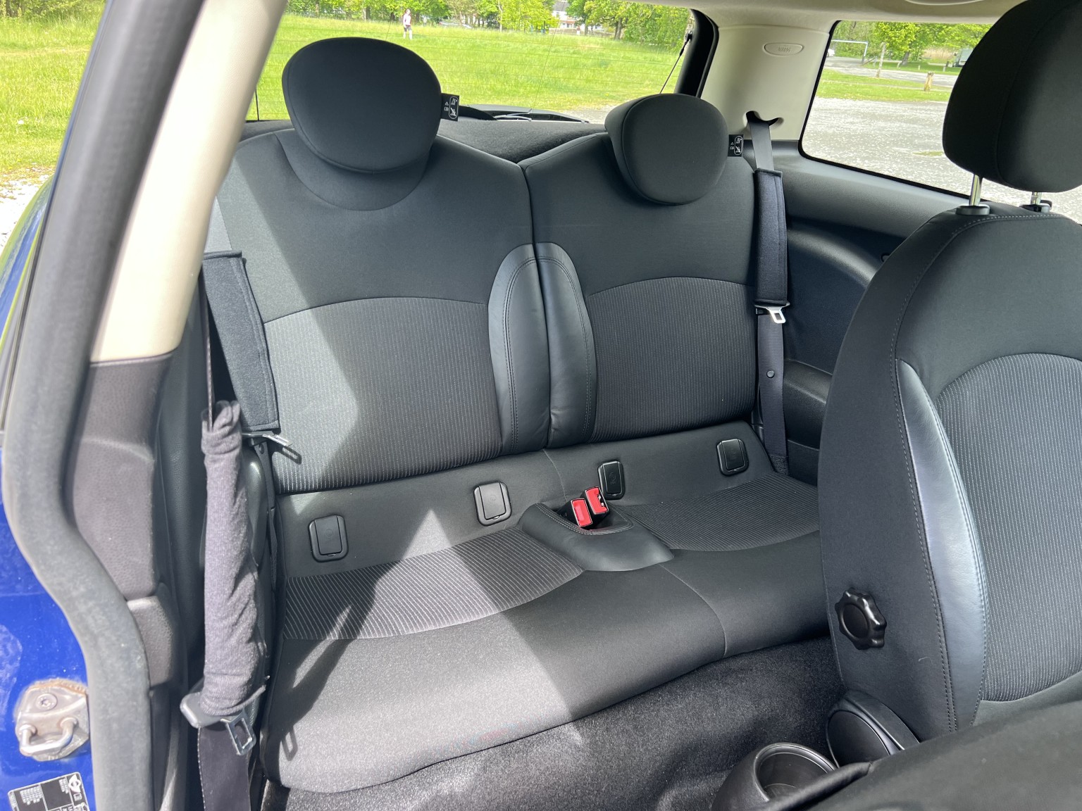  MINI HATCH