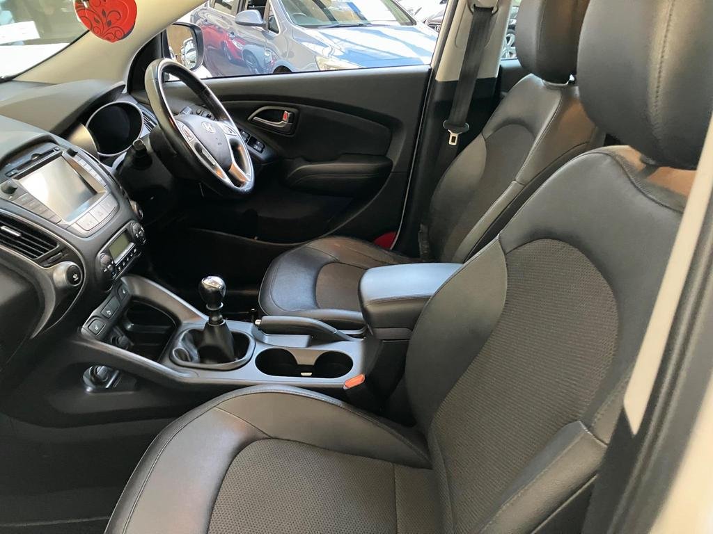  HYUNDAI IX35