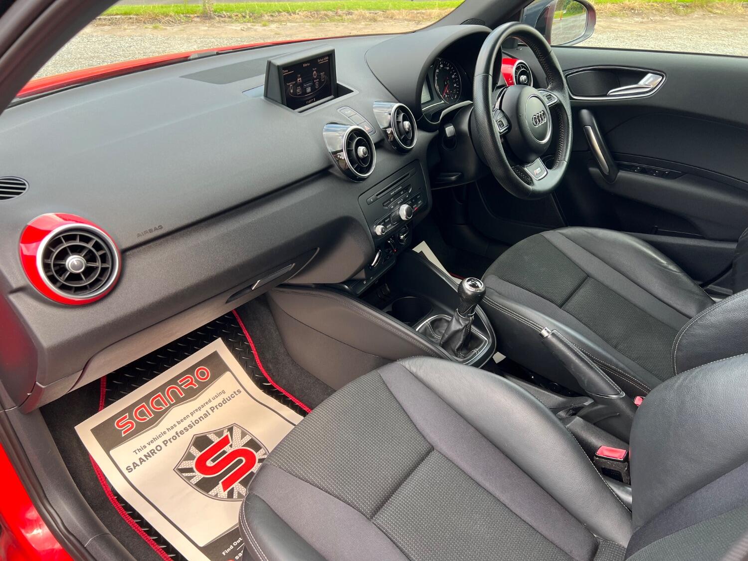  AUDI A1
