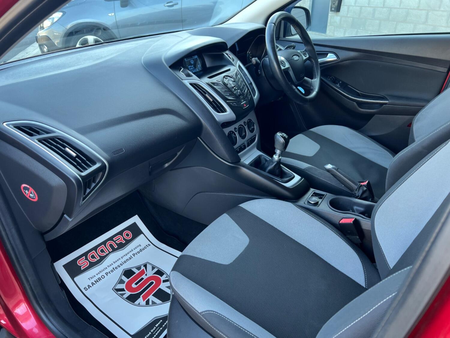  FORD FOCUS