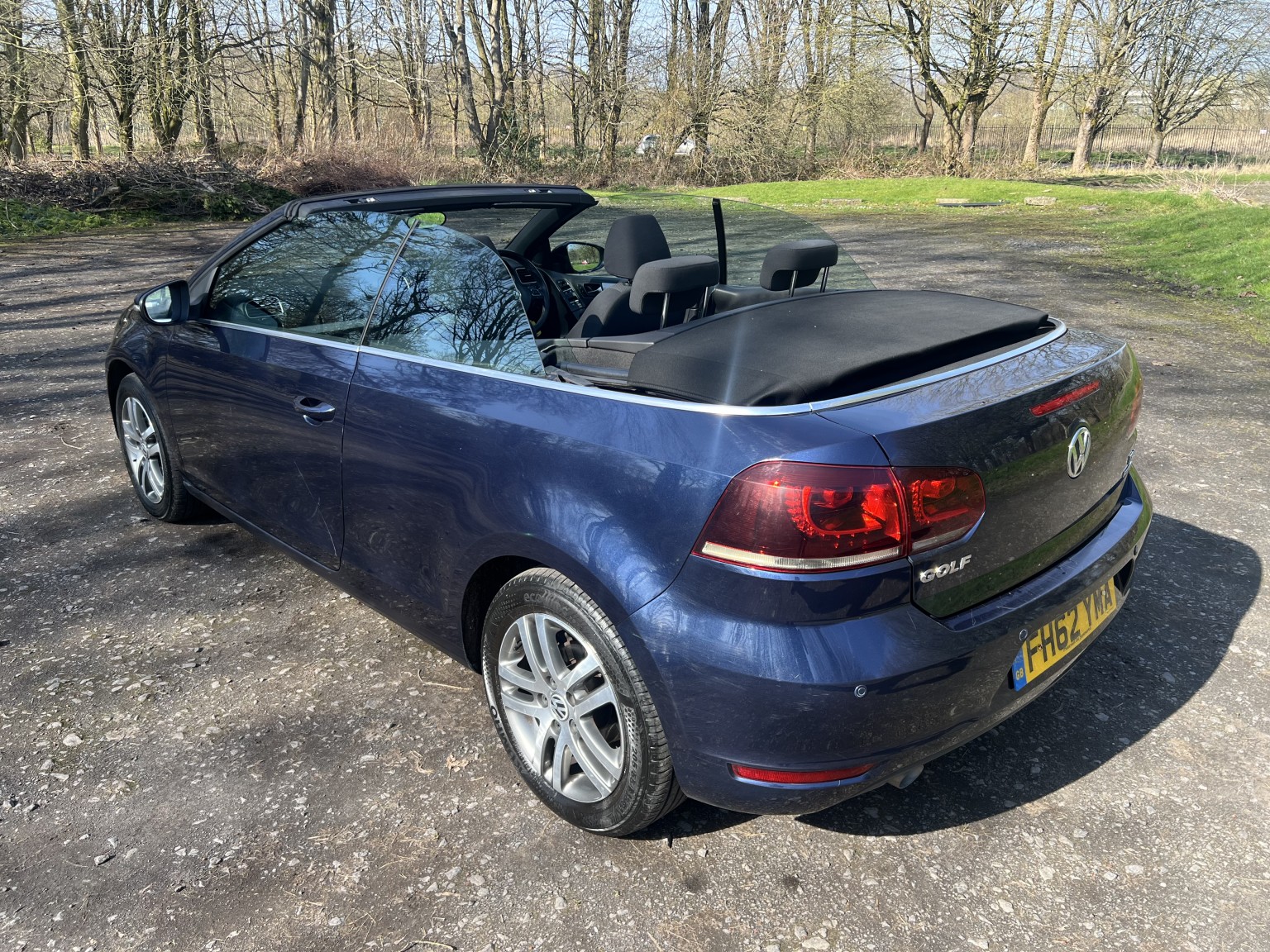 VOLKSWAGEN GOLF