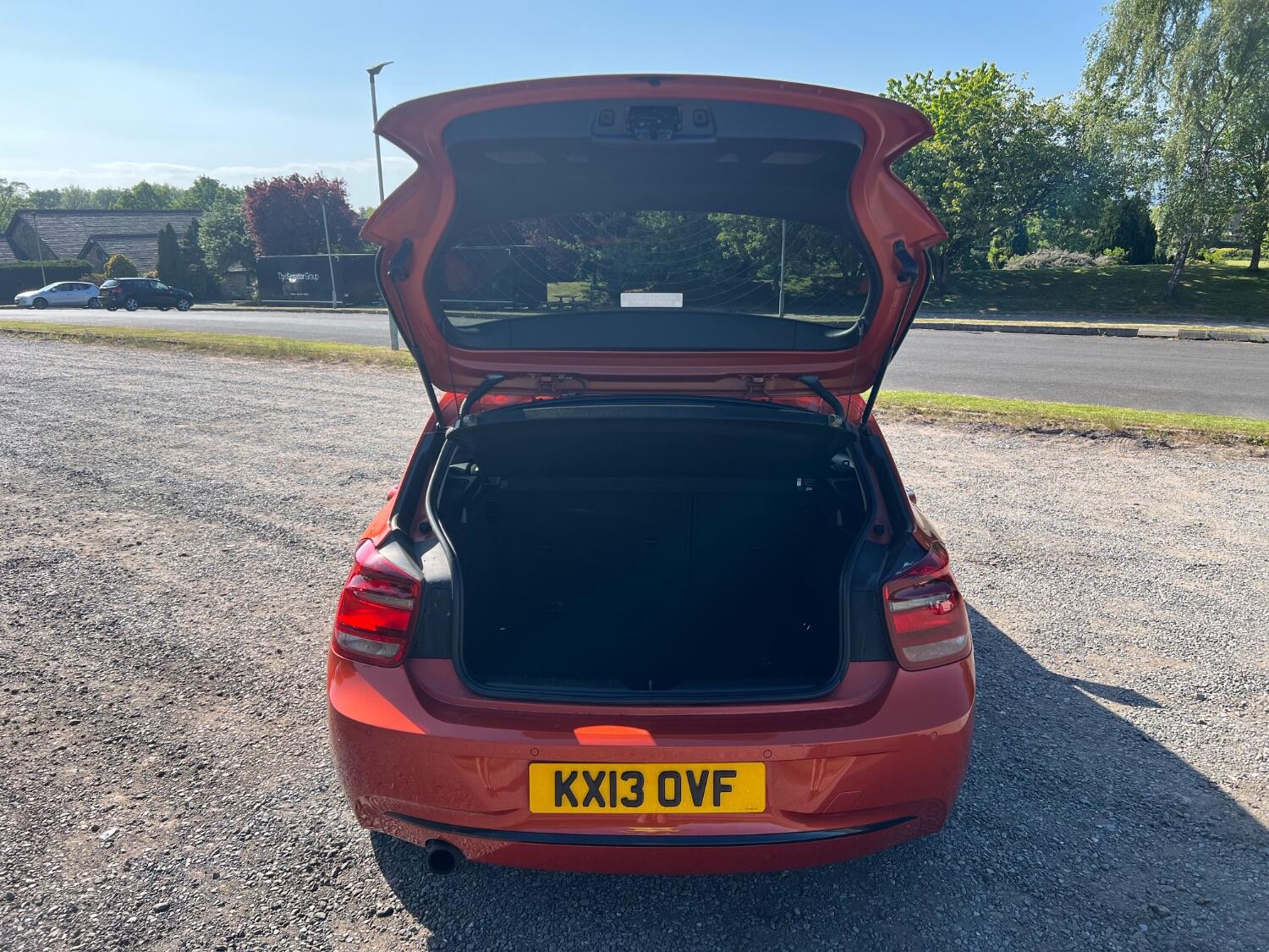  BMW 1 SERIES