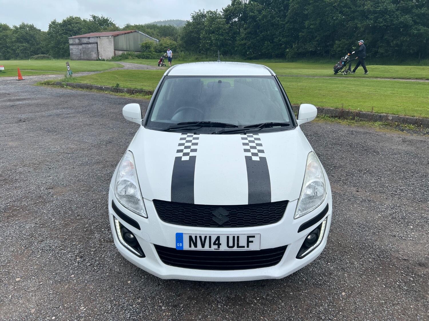  SUZUKI SWIFT