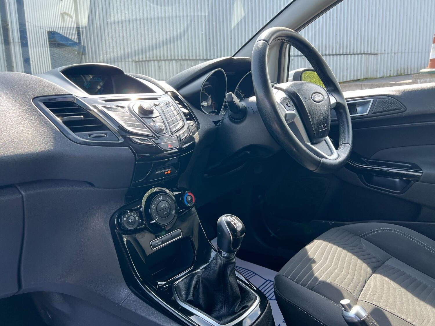  FORD FIESTA