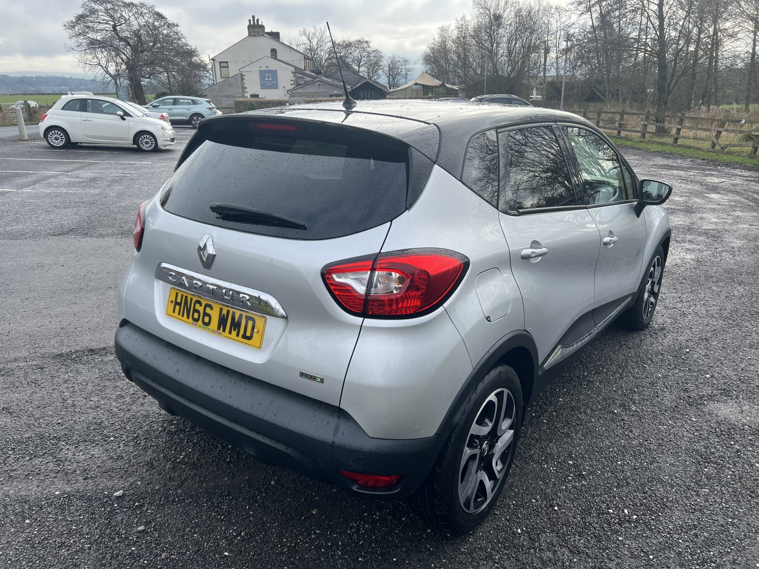  RENAULT CAPTUR