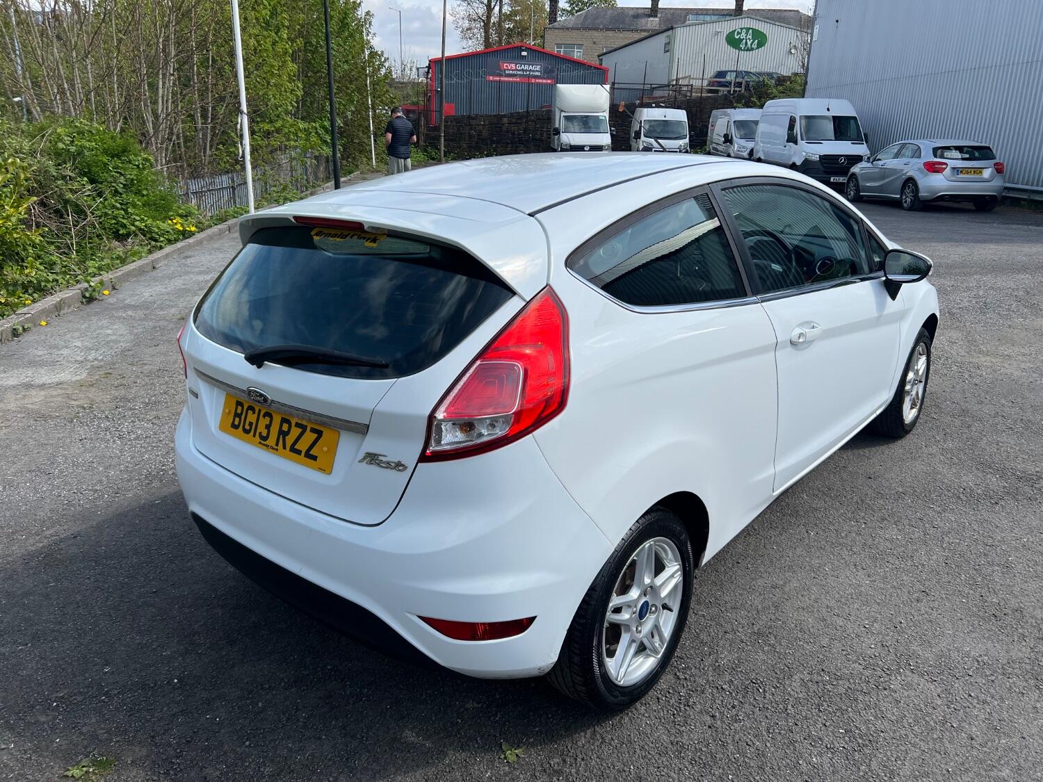  FORD FIESTA