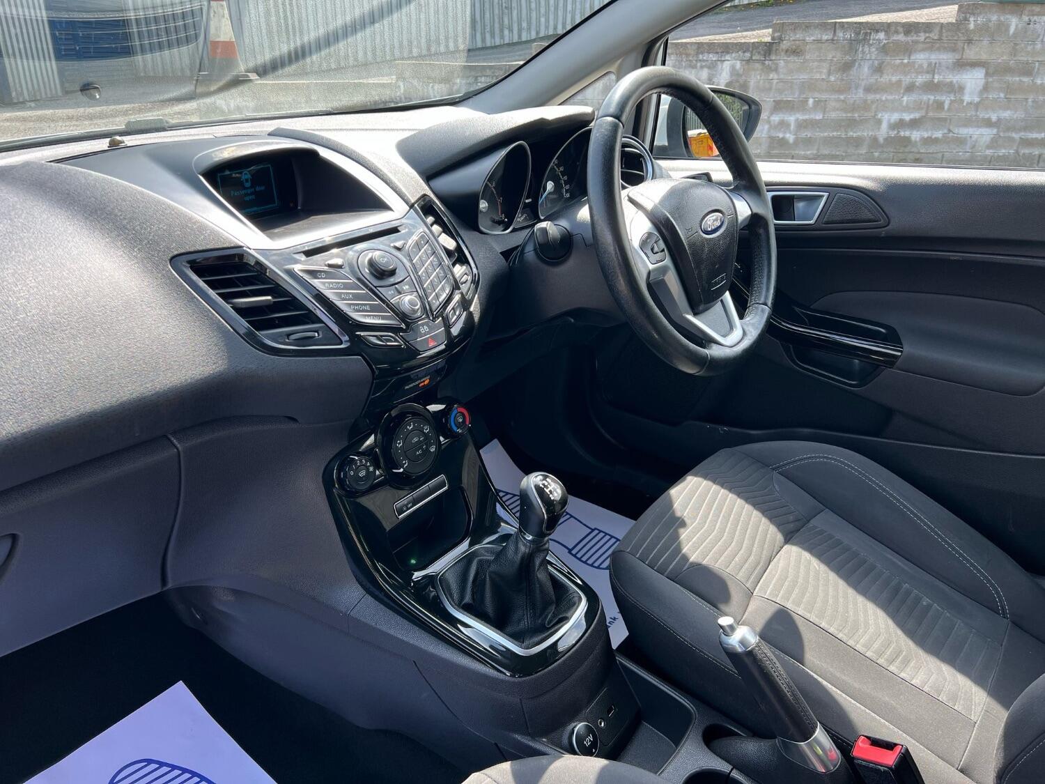  FORD FIESTA
