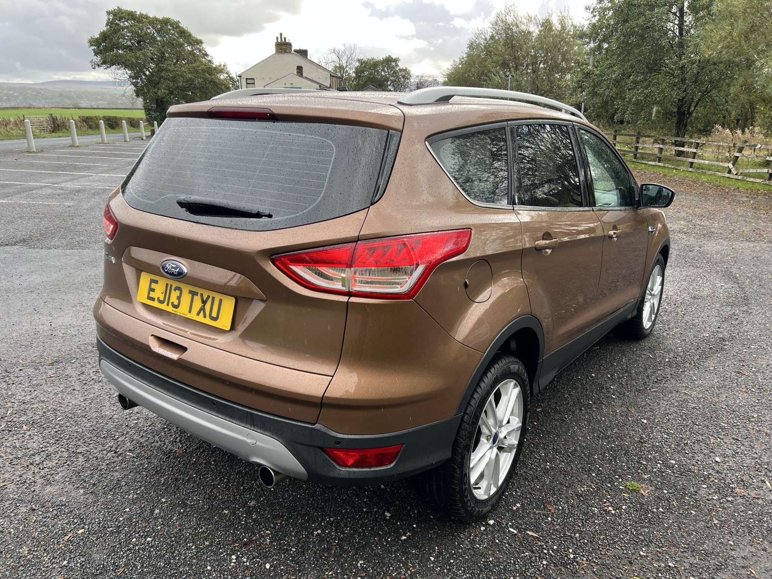  FORD KUGA