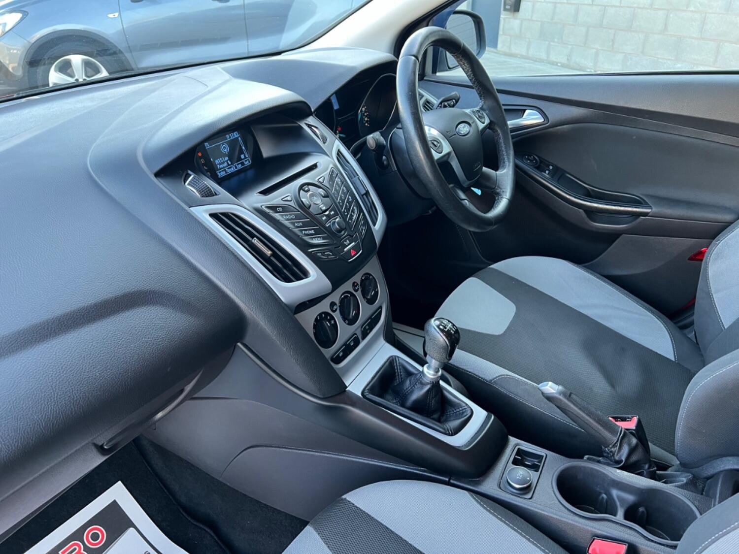  FORD FOCUS