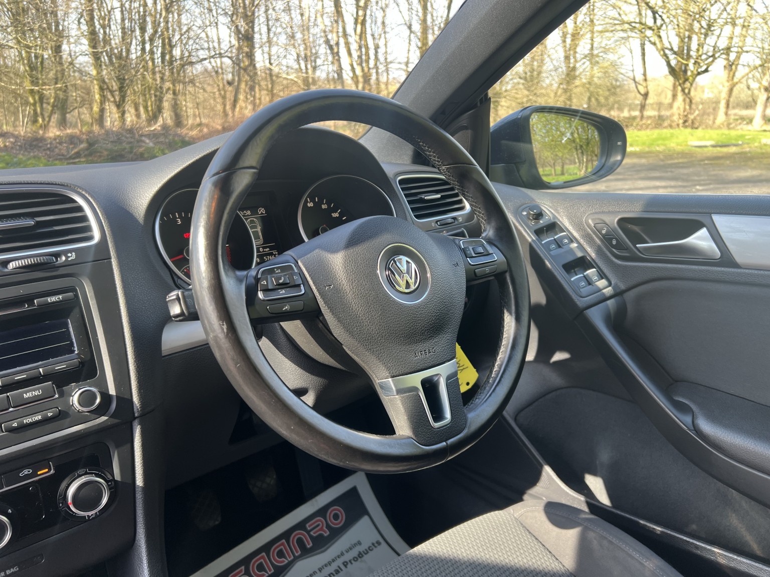 VOLKSWAGEN GOLF