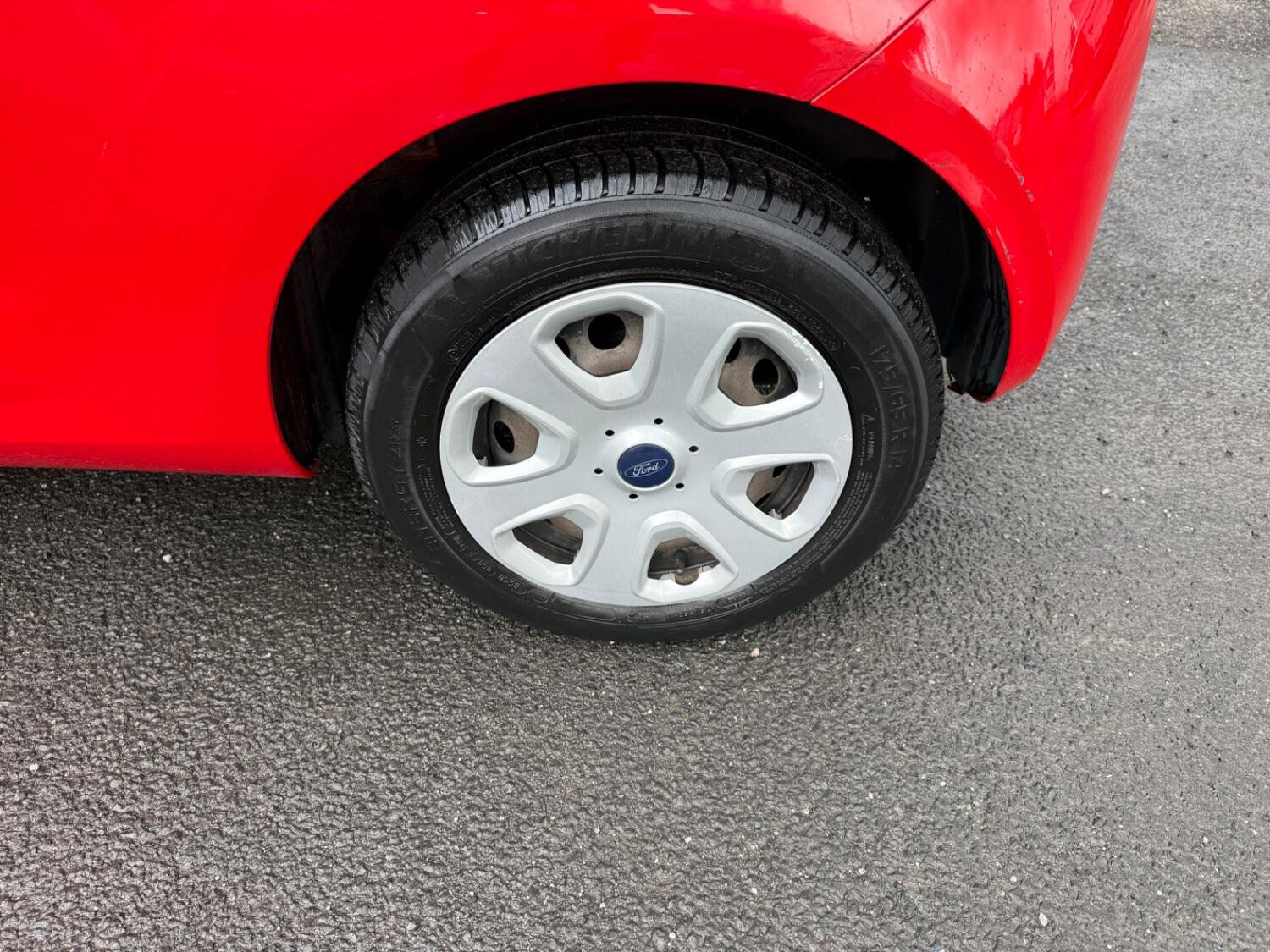  FORD KA
