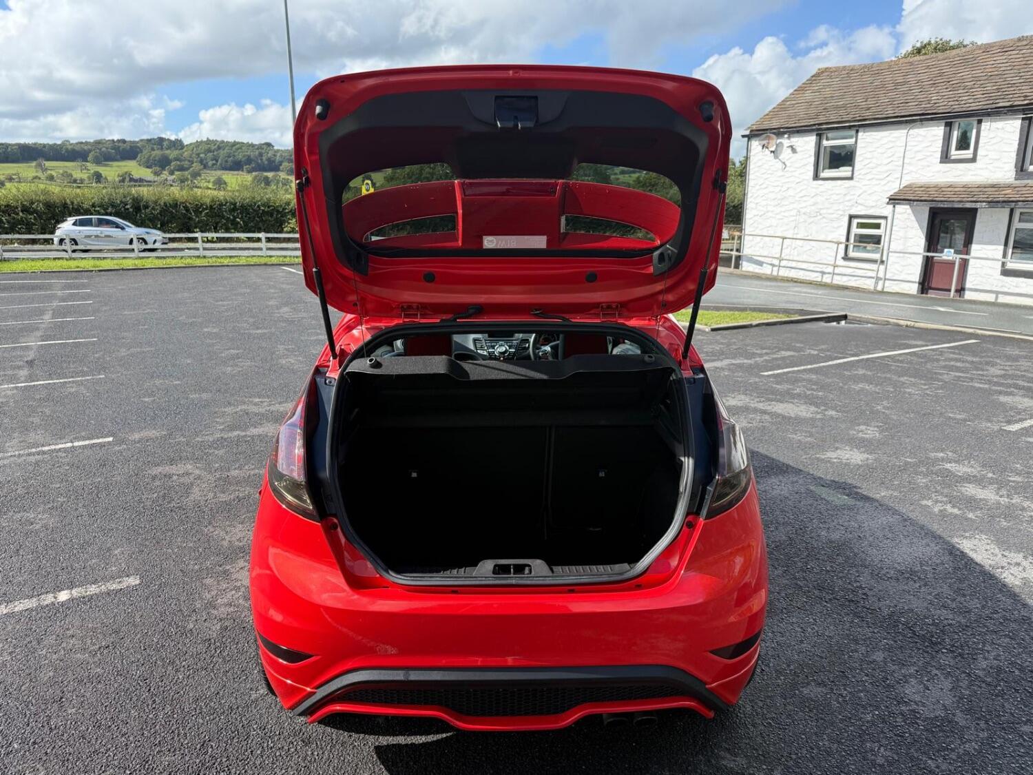  FORD FIESTA