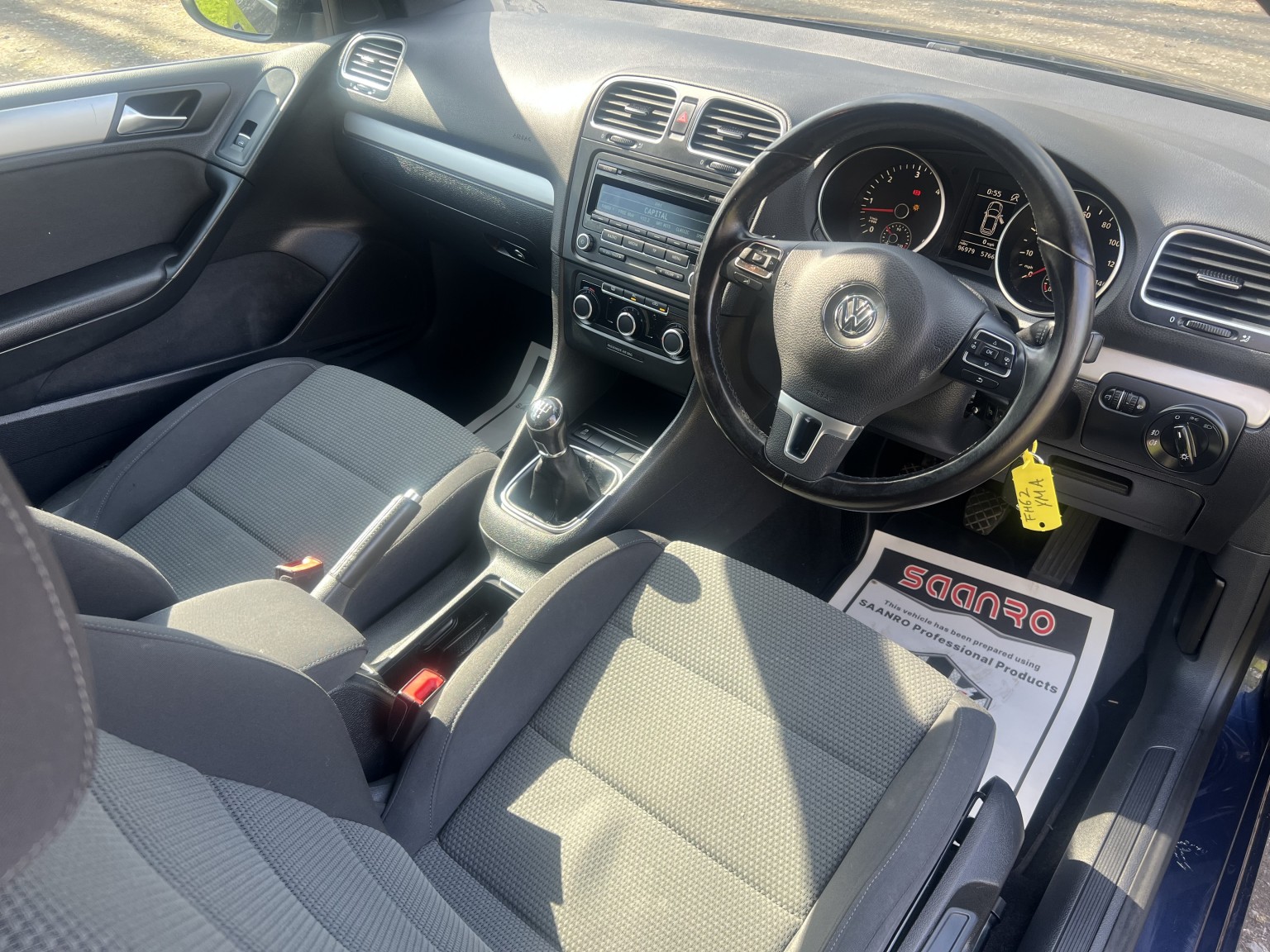  VOLKSWAGEN GOLF