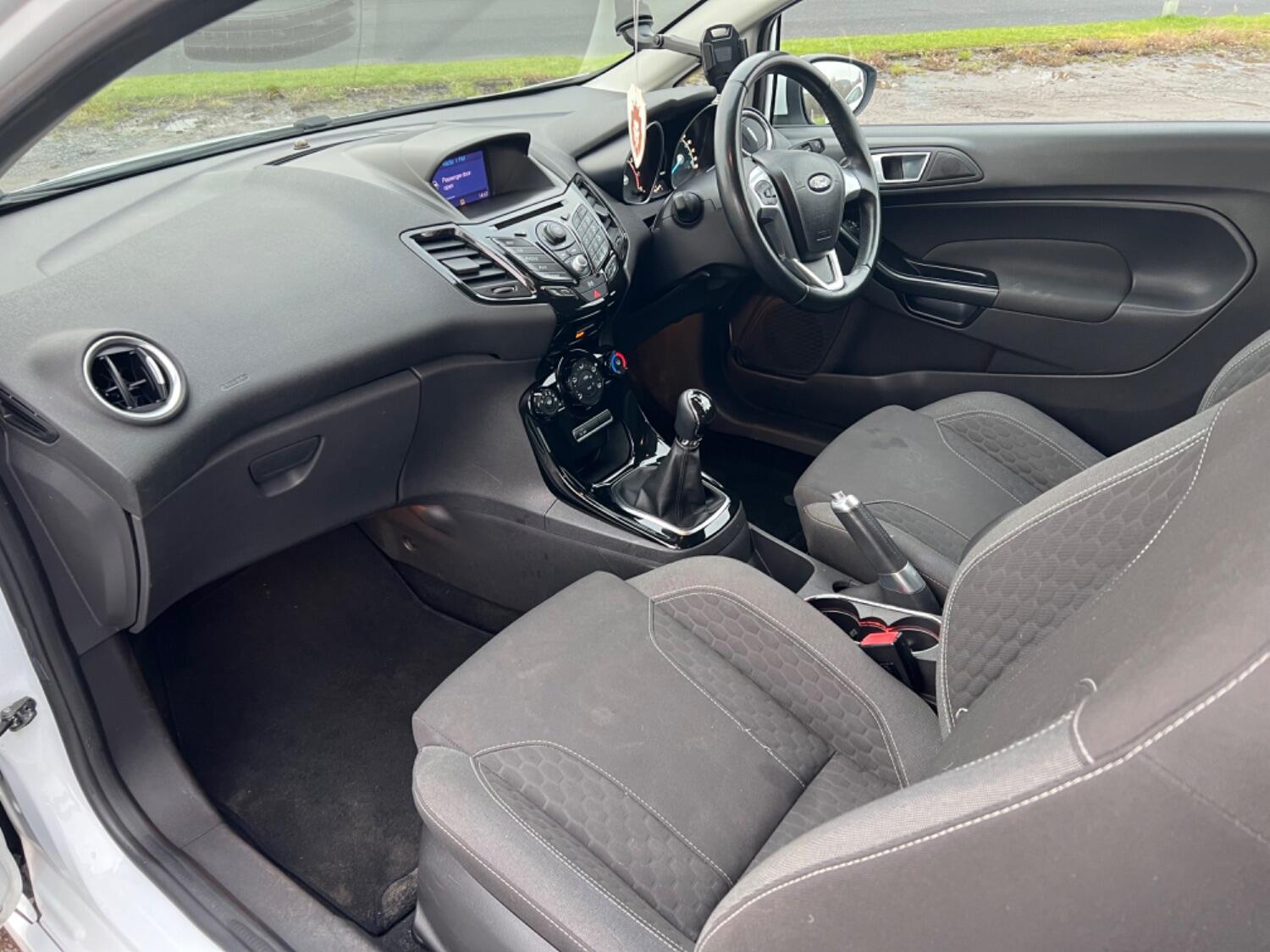  FORD FIESTA